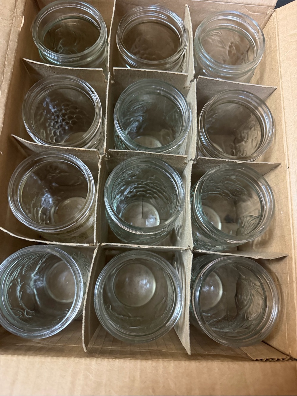 Vintage Kerr Decorated Jam & Jelly Jars Lot of 12 12 oz Embossed Glass No Lids - Picture 3 of 9